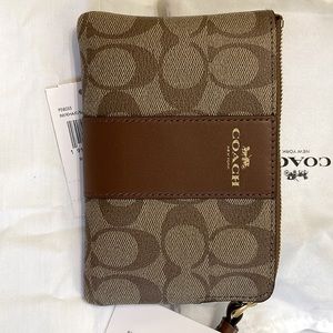 Coach wallet corner zip wristlet in signature canvas brown tan new with tags